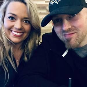 Meet your Posher, Candace